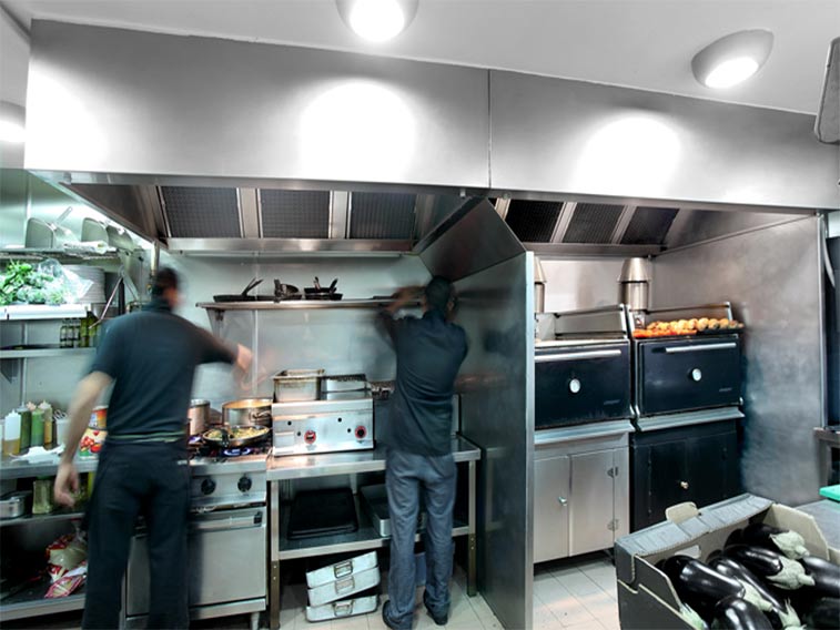 instalación cocinas restaurantes Barcelona